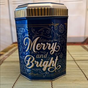 Octagonal Musical Blue Tin with Snowflakes